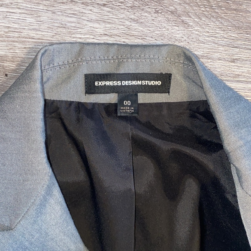 Express Design Studio Jacket 00 - Picture 3 of 11